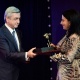Президент Армении вручил лауреатам награды «Айкян» и армянские планшеты