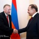 Премьер Армении принял чешских бизнесменов