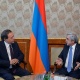 Президент Армении обсудил с генсеком Социнтерна ситуацию в регионе и карабахский вопрос