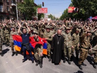 Премьер-министр Армении Серж Саргсян подал в отставку